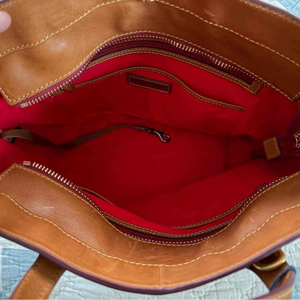 NWT Dooney & Bourke Florentine Darla Shopper Tote - Picture 4 of 16